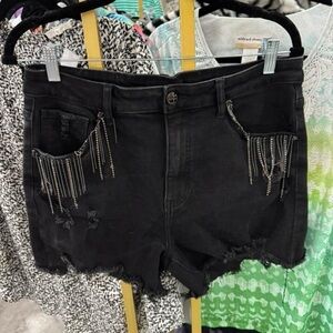 Stylish Black Jean Shorts with Chain Accents